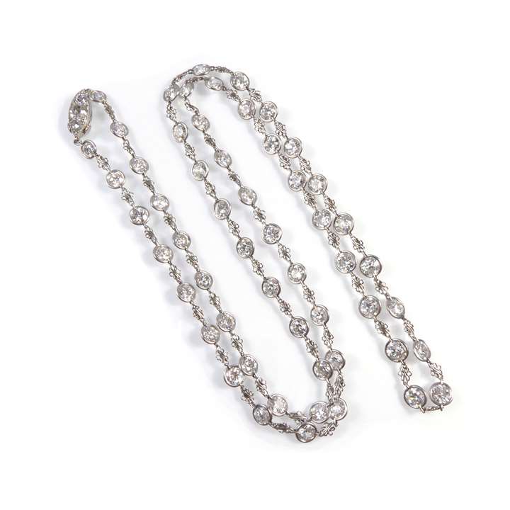 Diamond spectacle set chain necklace
